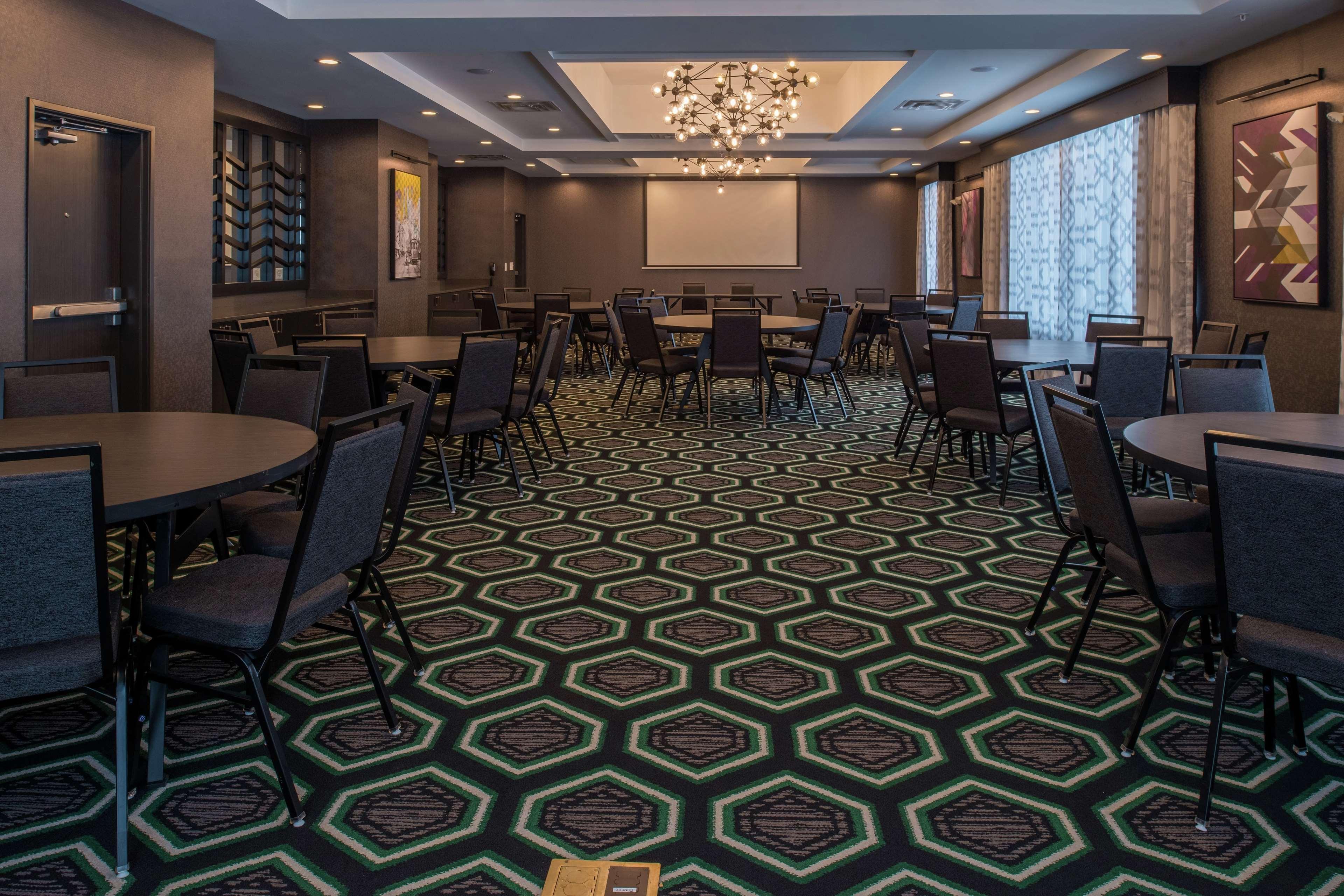 Hampton Inn & Suites Winston-Salem Downtown Zewnętrze zdjęcie