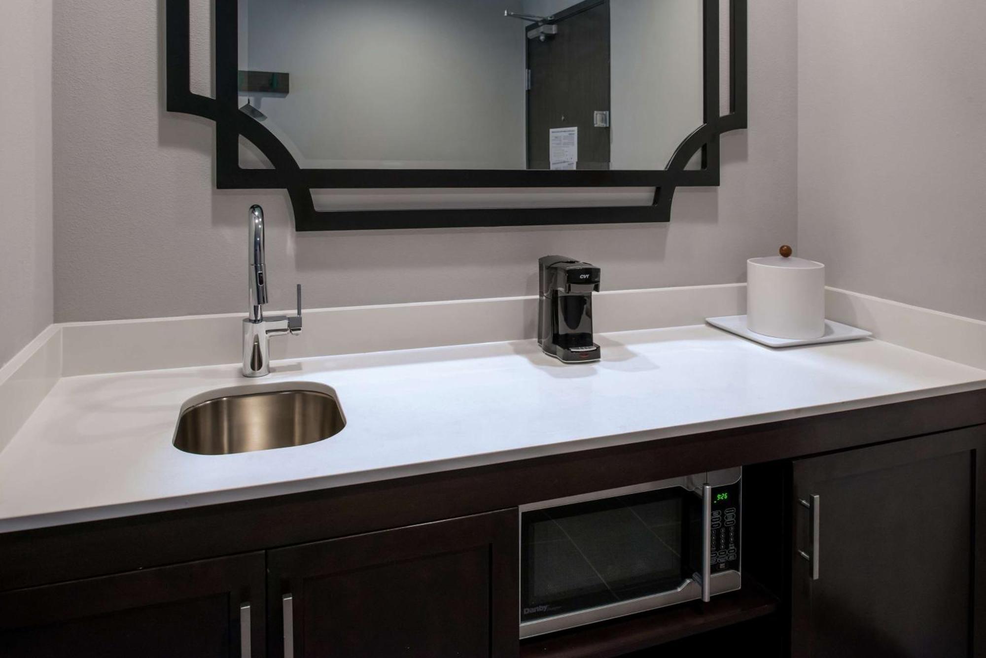 Hampton Inn & Suites Winston-Salem Downtown Zewnętrze zdjęcie
