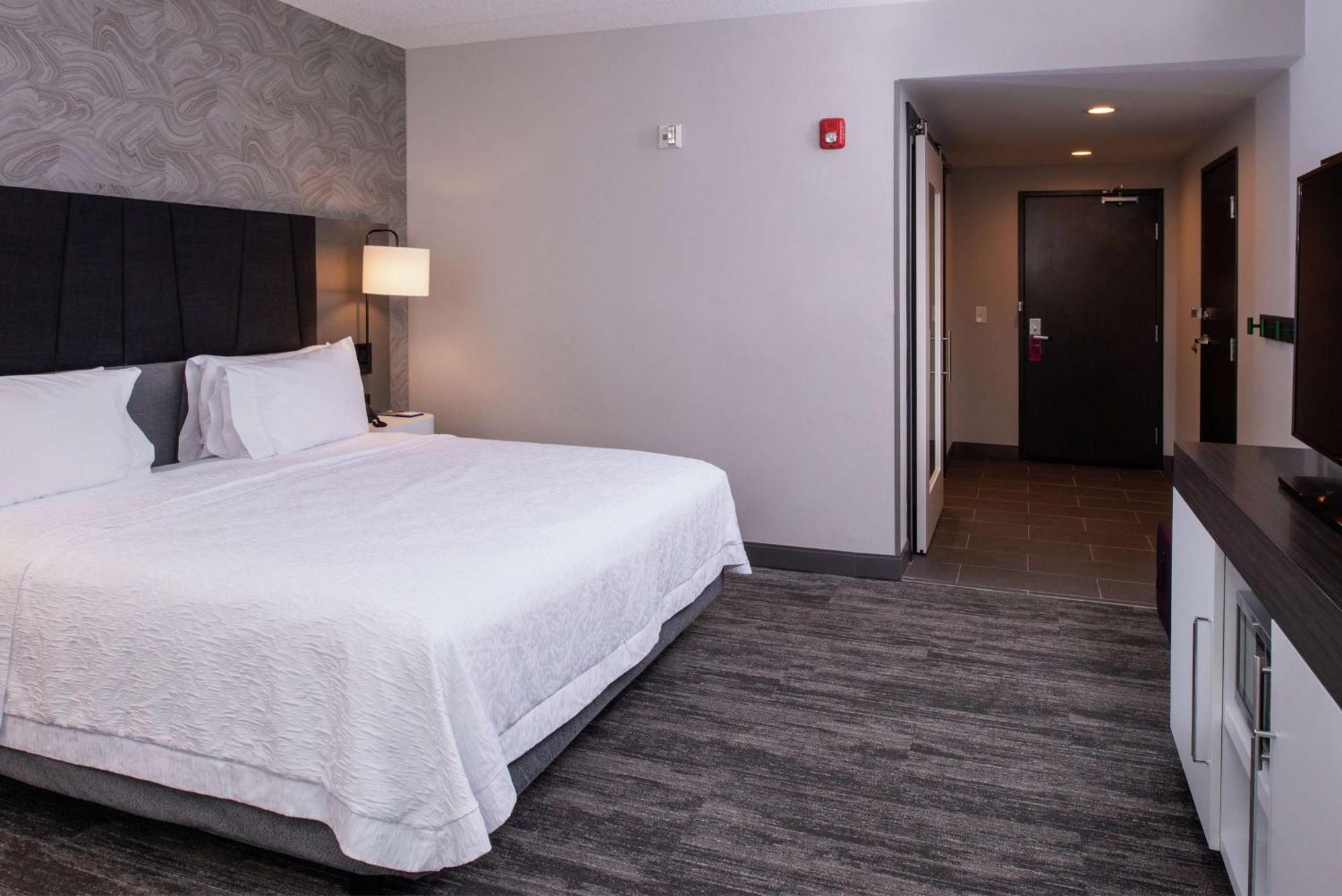 Hampton Inn & Suites Winston-Salem Downtown Zewnętrze zdjęcie