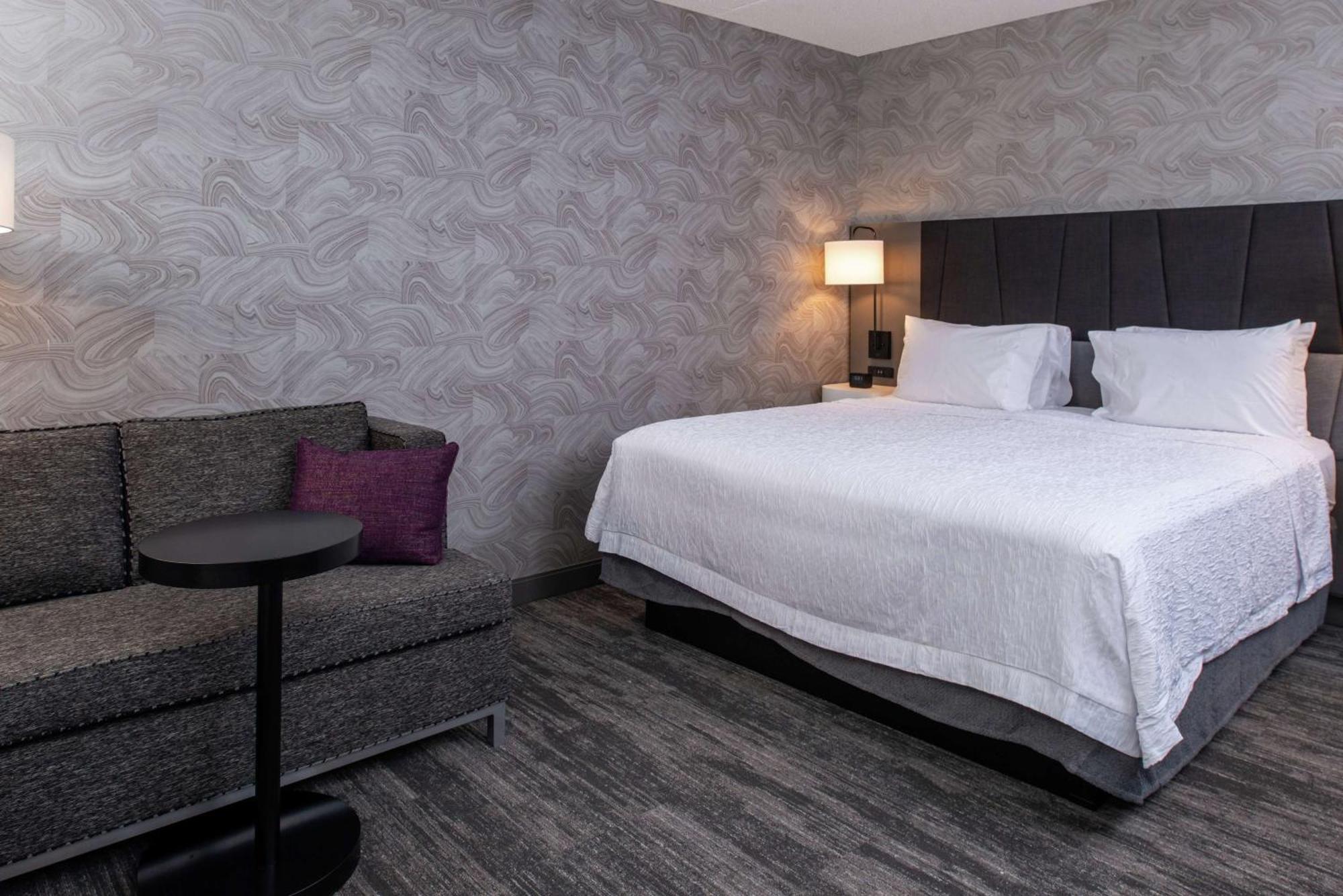 Hampton Inn & Suites Winston-Salem Downtown Zewnętrze zdjęcie