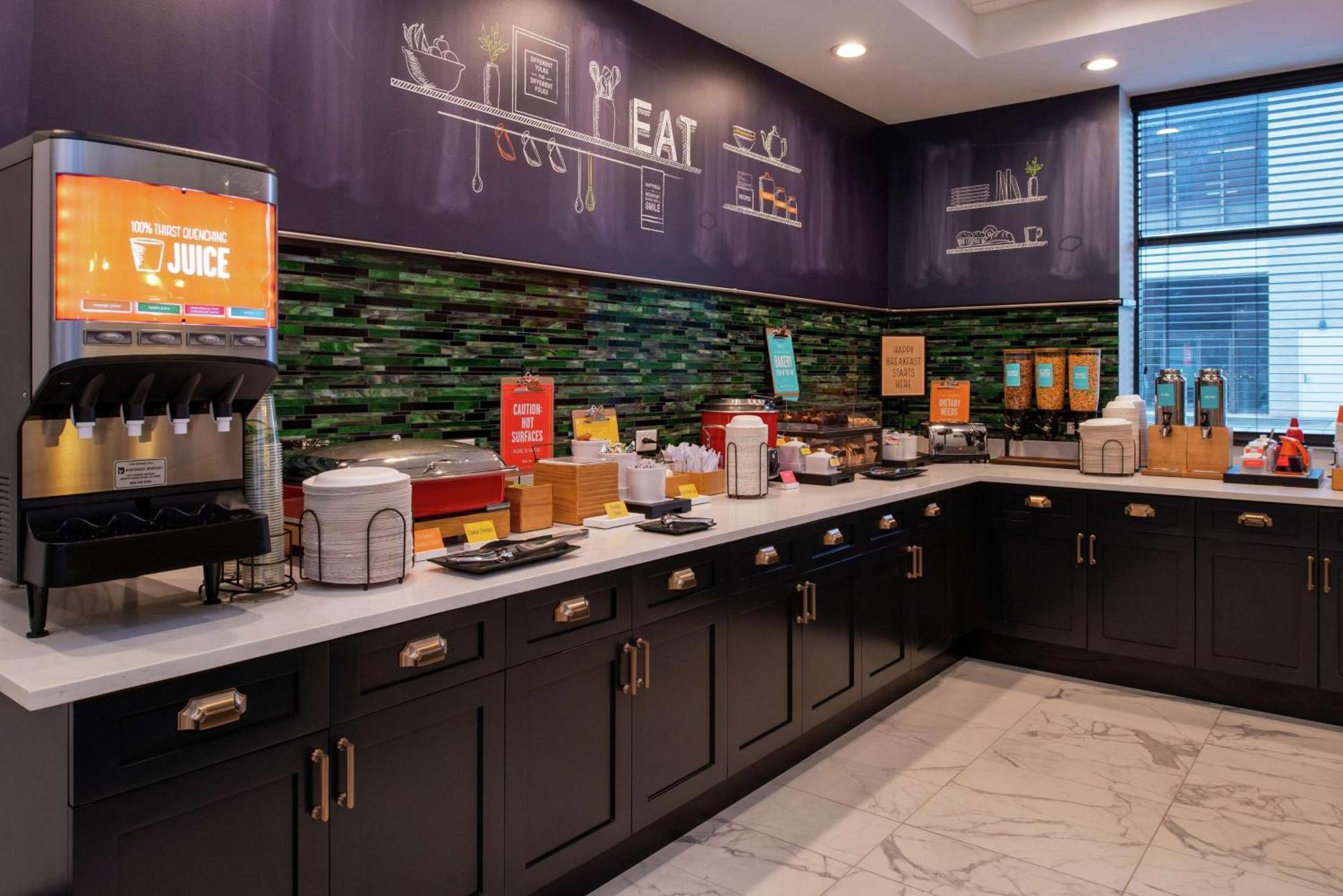 Hampton Inn & Suites Winston-Salem Downtown Zewnętrze zdjęcie