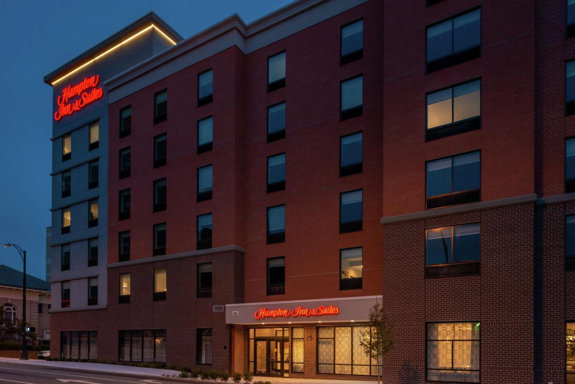 Hampton Inn & Suites Winston-Salem Downtown Zewnętrze zdjęcie